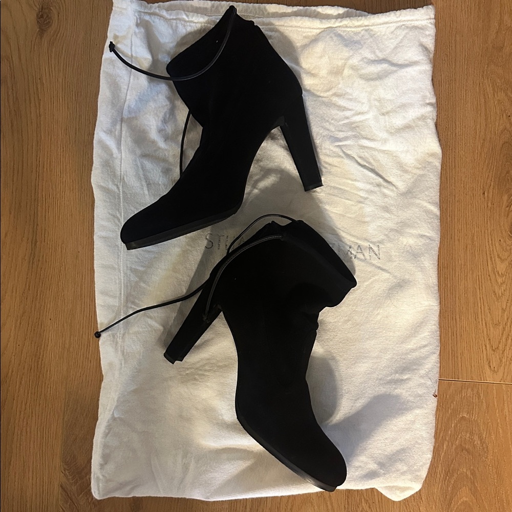 Stuart Weitzman suede Black Ankle Boots 10